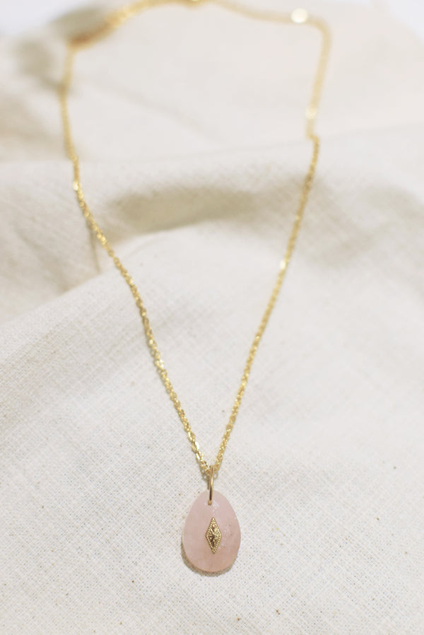 COLLIER COURT ISORE, EN QUARTZ ROSE